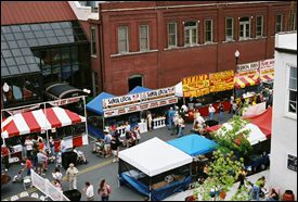At the Main Street Festival in downtown Franklin, TN, enjoy arts and crafts vendors, entertainment, great food & drink, and fun for the entire family in historic downtown Franklin.