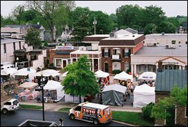 At the Main Street Festival in historic downtown Franklin, TN, enjoy arts and crafts vendors, entertainment, great food & drink, and fun for the entire family in historic downtown Franklin. 