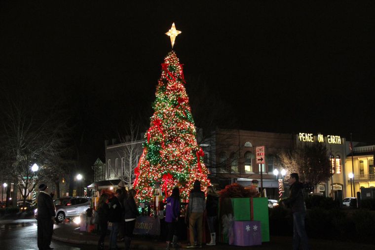 Franklin Tree Lighting ceremony set to illuminate on Dec. 3 Franklin TN
