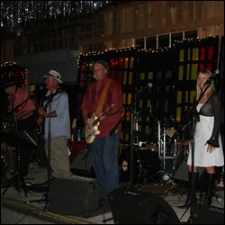 A band at BRIDGES of Williamson County’s Arty Party in Franklin, Tennessee, the event offered food, music and a silent auction. 