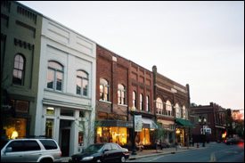 Main Street downtown Franklin, Tennessee.