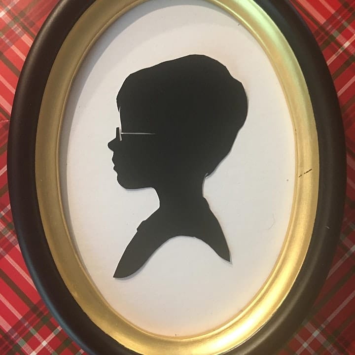 Silhouette, downtown Franklin TN artist event, art, Former top-selling artist with Walt Disney World, Edward Casey, will be creating hand cut classic silhouettes.