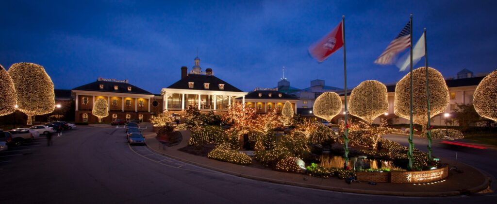 Nashville Holiday Events - A Country Christmas at Gaylord Opryland