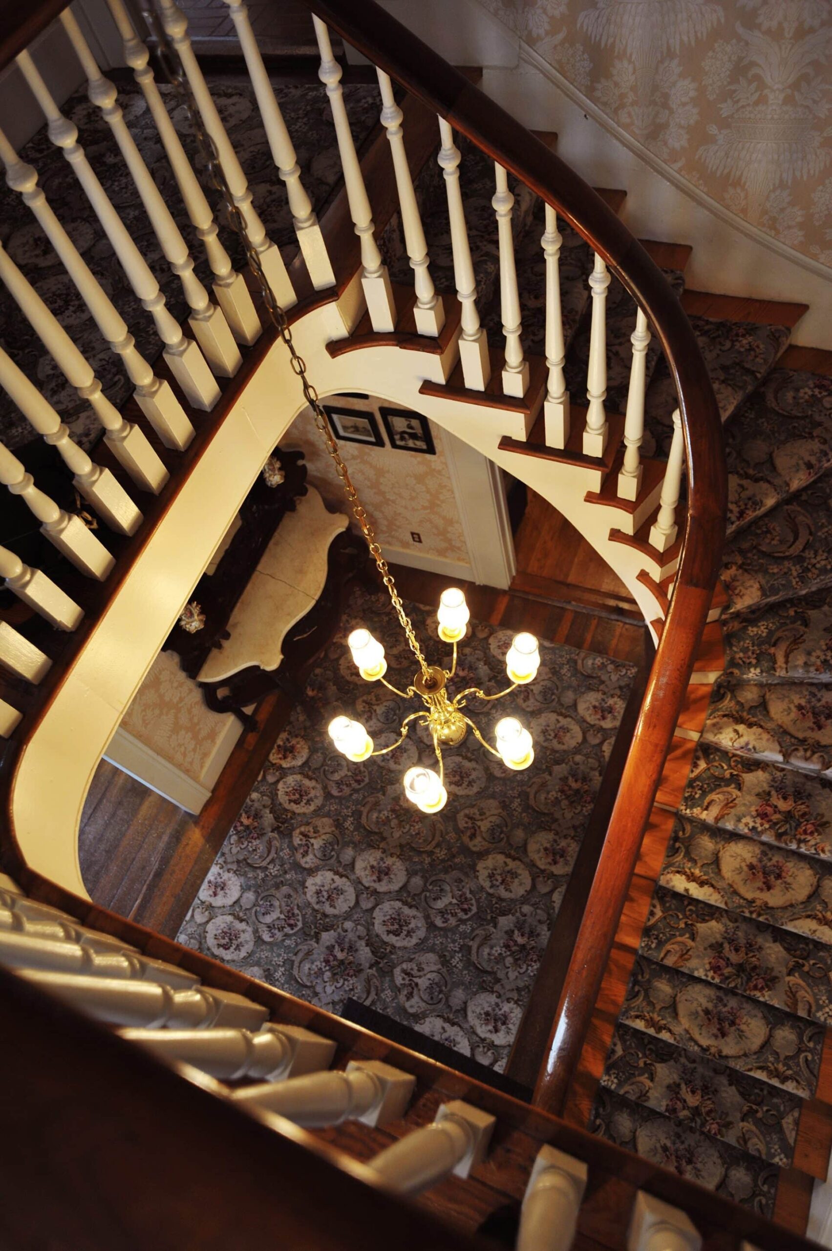 Lotz House Downtown Franklin Events_Stairwell