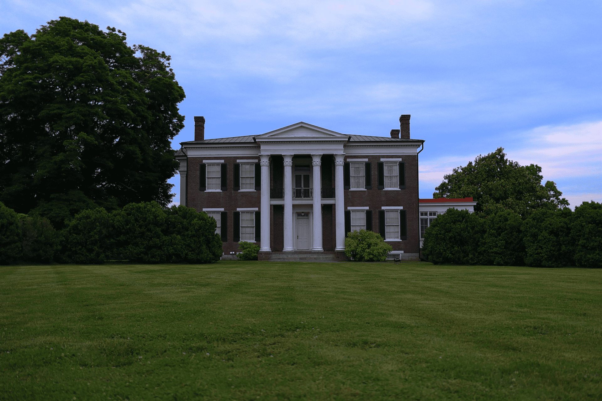 Historic Rippavilla in Spring Hill, TN offers guided tours and more!