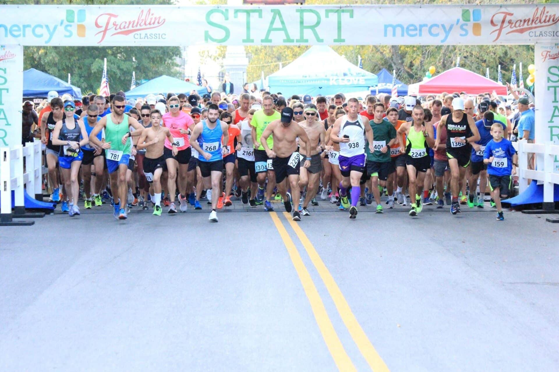 Start of the race, Franklin Classic race in Downtown Franklin Tennessee