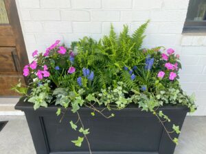 Franklin Flowers custom flower pots and garden creations 3.