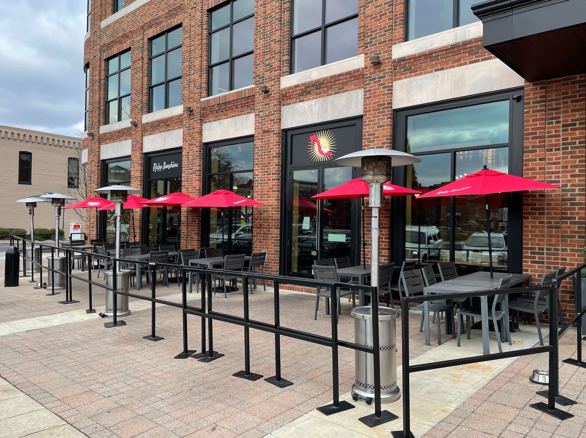 Ruby Sunshine Franklin, TN Restaurant_Outdoor Seating