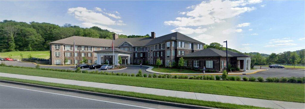 Canterfield-of-Franklin-front-of-building-2