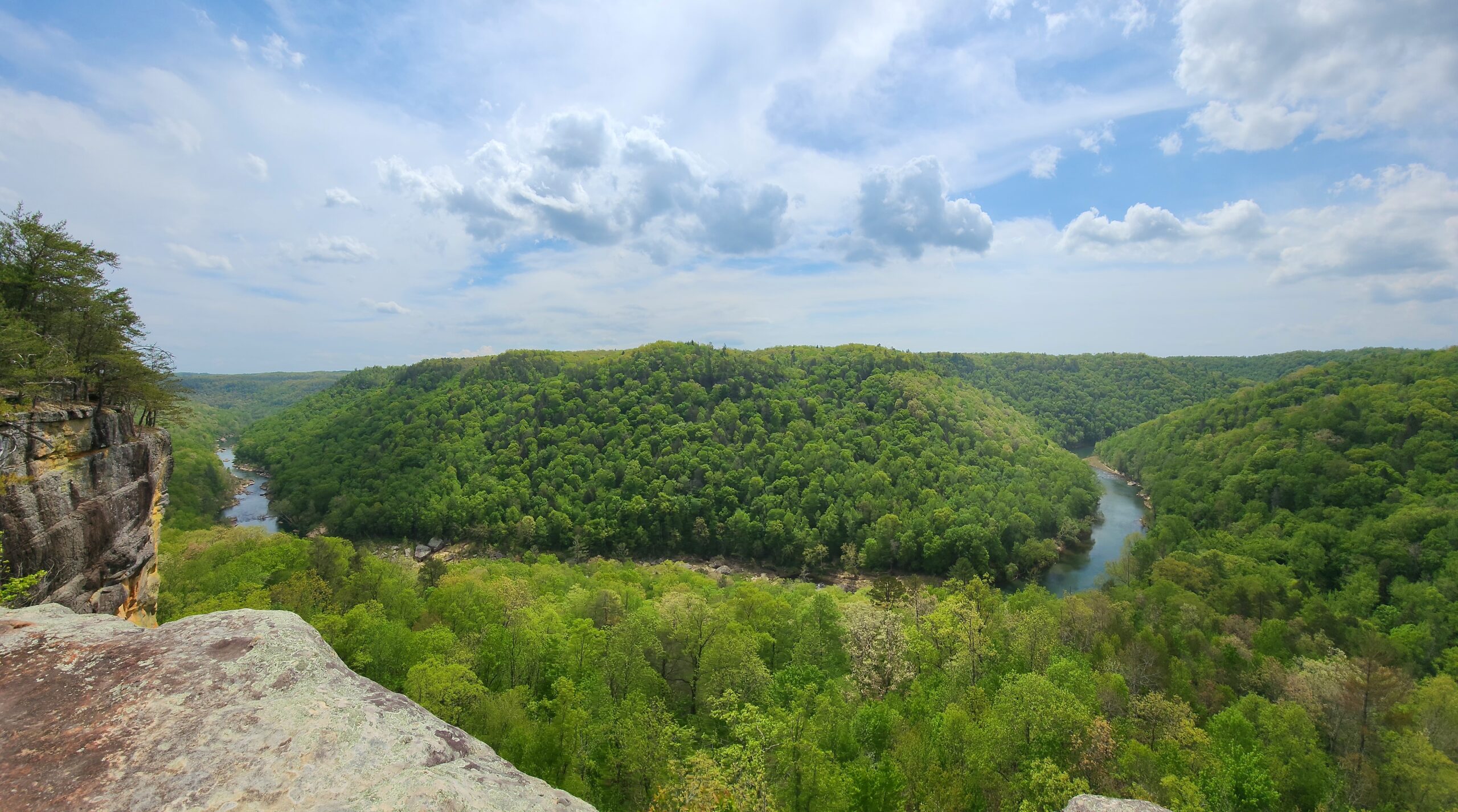 April 'Hike-a-Thon' Supporting Nature in Tennessee_Angel Falls Overlook at Big South Fork_Credit Melinda Watters.