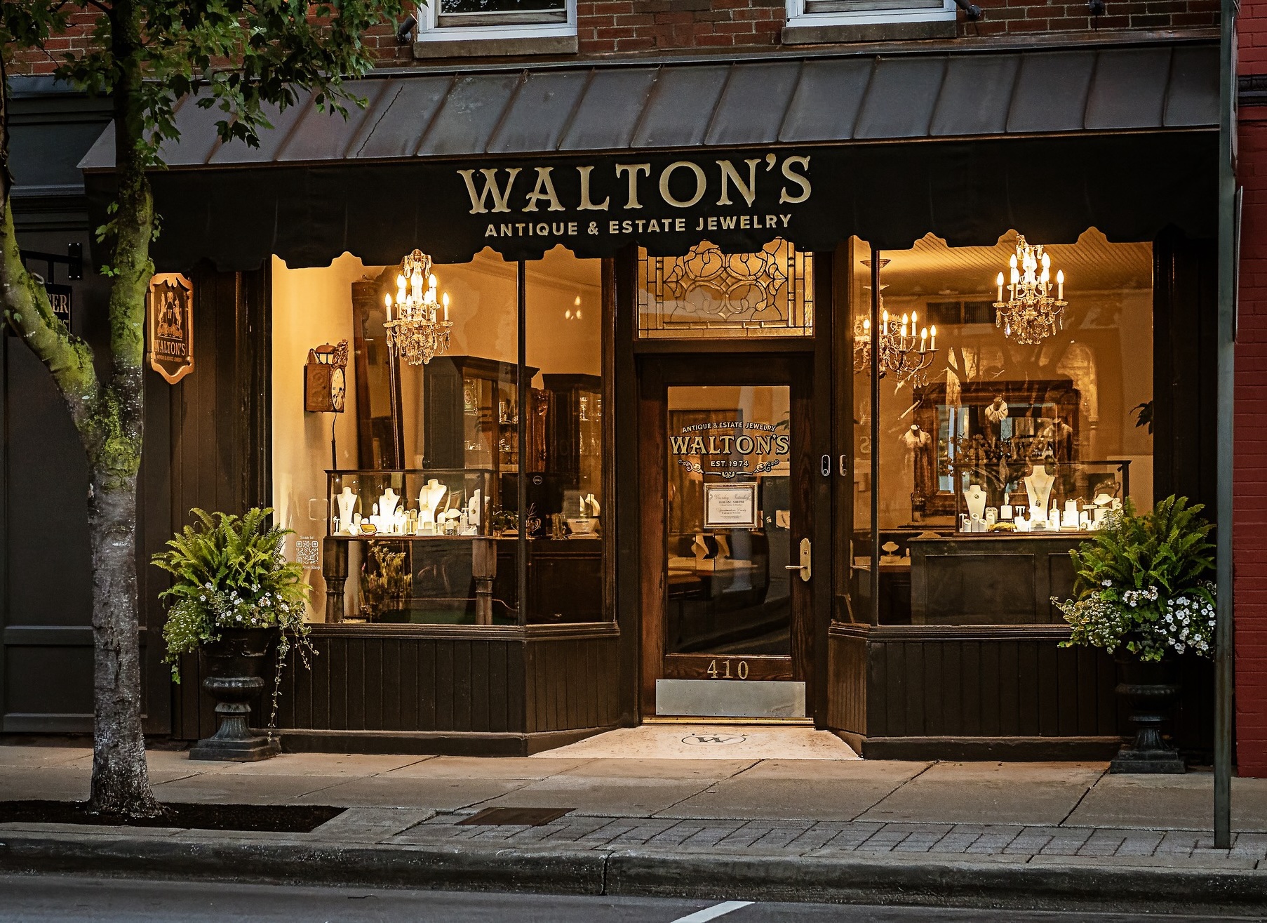 Walton's Jewelry Downtown Franklin TN_Showroom Storefront