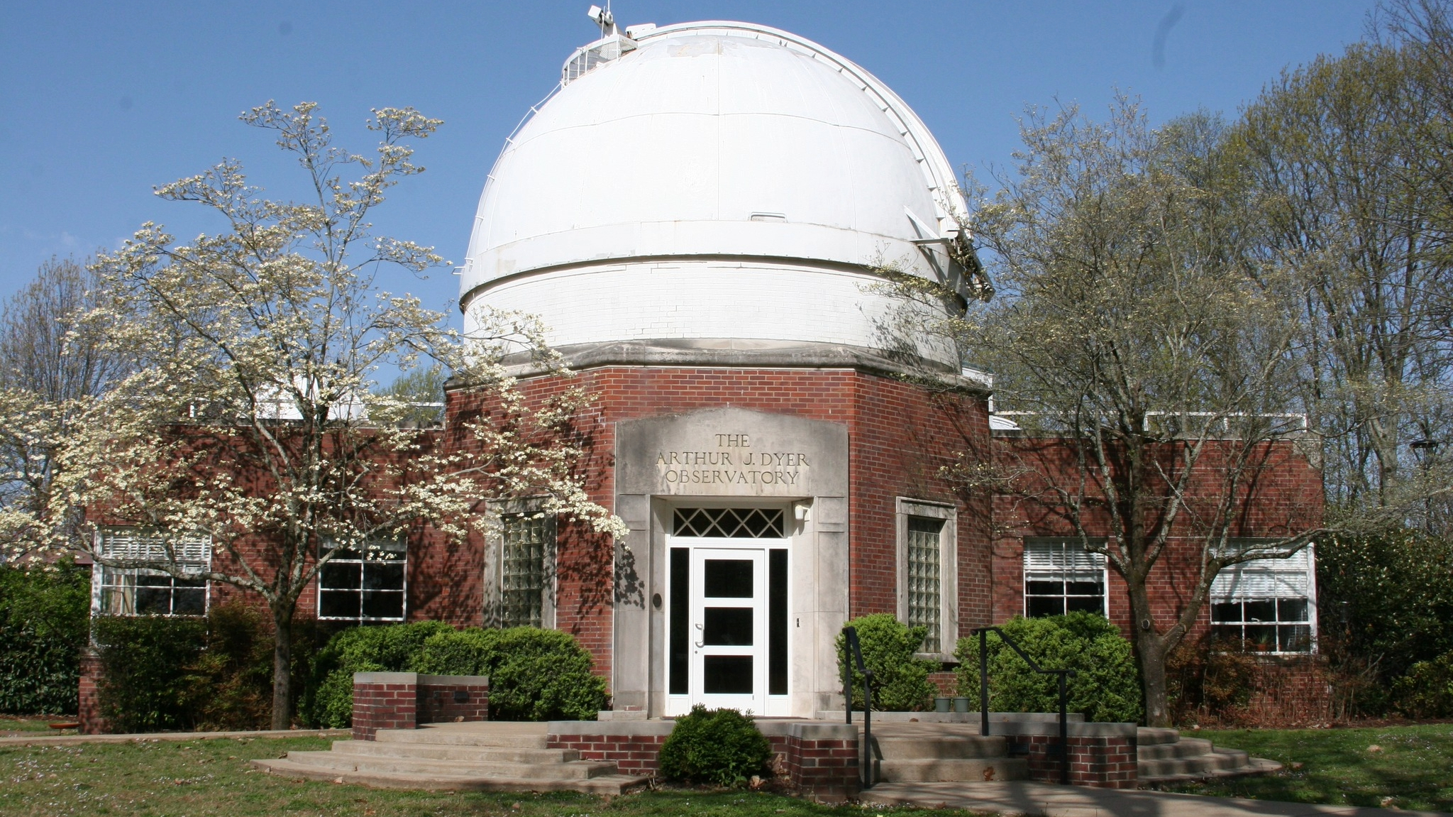 Solar Eclipse 2024 Vanderbilt Dyer Observatory in Brentwood, Tennessee.