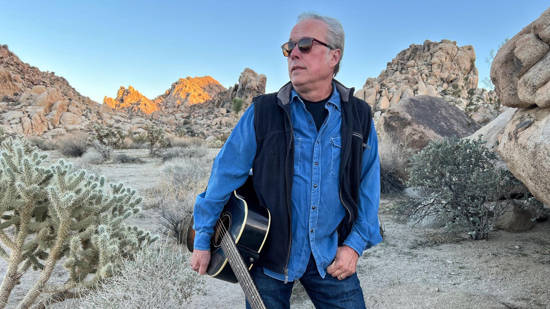 An Acoustic Evening Radney Foster_Show at The Franklin Theatre in downtown Franklin.