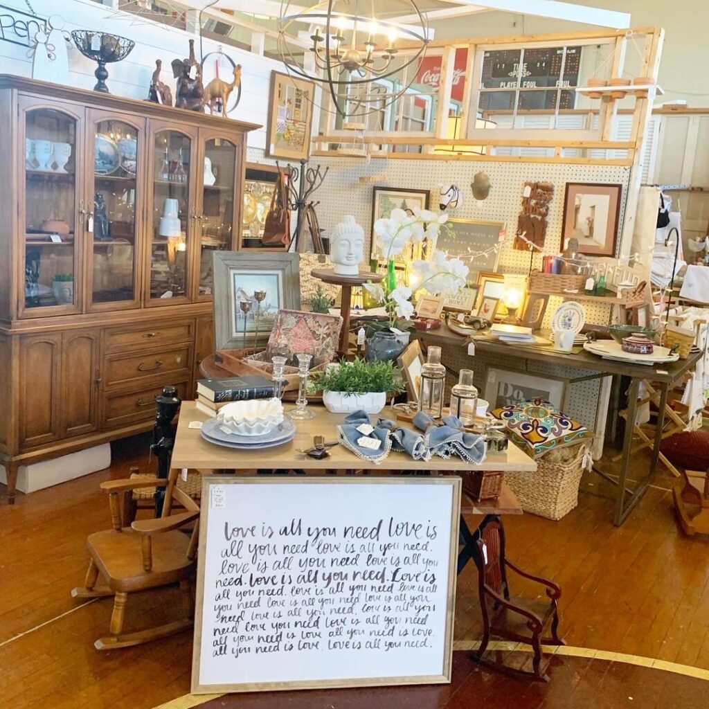 Spring Hill Antique Mall in Spring Hill, Tennessee shop antiques and vintage items at over 40+ booths in a 8000 square foot historic gym of a gem!