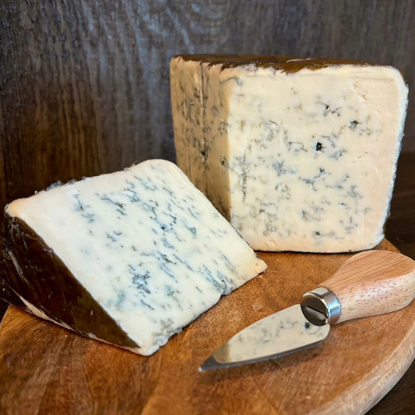 GREYS Fine Cheeses in Franklin, TN_Bleu Cheese.