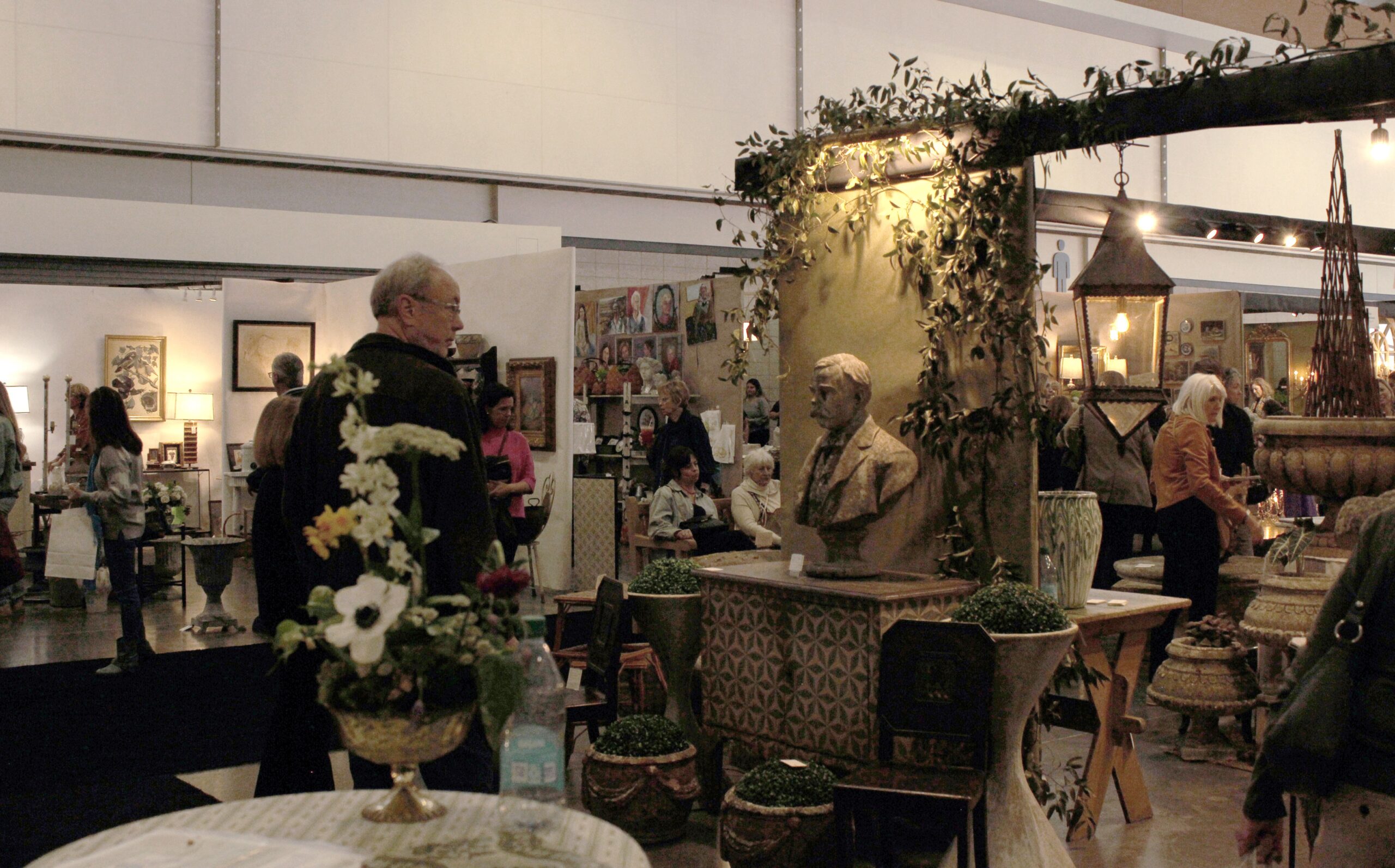 Antiques & Garden Show of Nashville_Antique Dealers.JPG