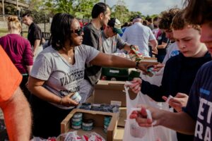 OneGenAway and Moody’s Tire & Auto Service Partner for ‘Love Your Neighbor’ Food Drive.