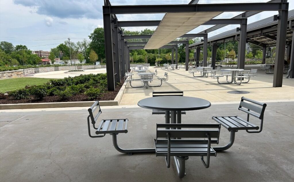 Bicentennial Park Franklin, TN, outdoor picnic areas, pavilions.