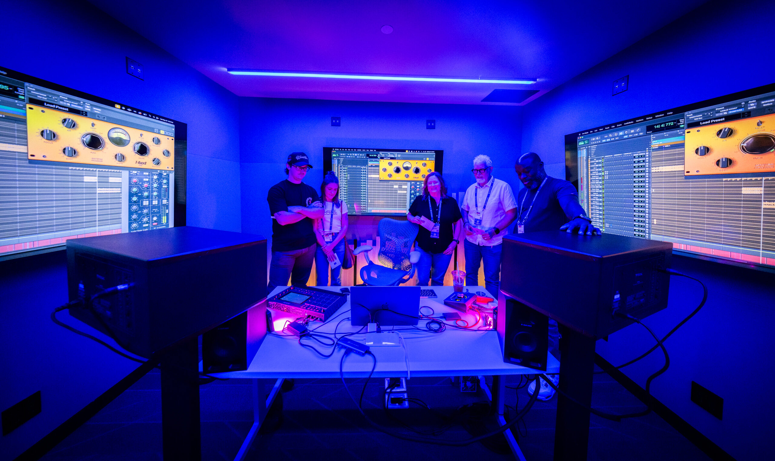 Create-it-Studios Franklin, TN Leslie Brathwaite in Studio.