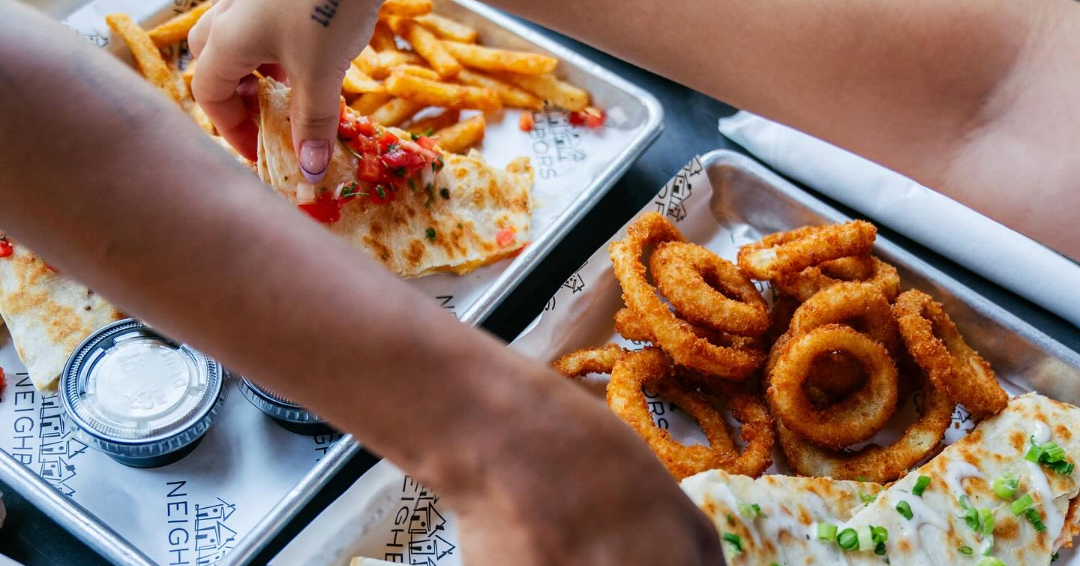 Happy hour bites at Neighbors, a sports bar in Franklin, Tennessee. 