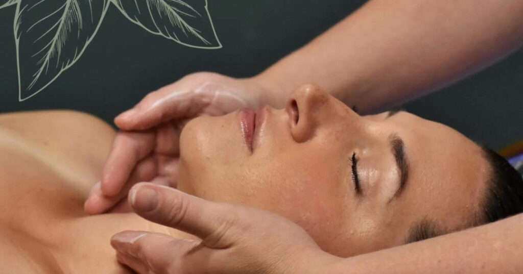 Bonsai Head Spa hair and scalp treatment in Franklin, TN.