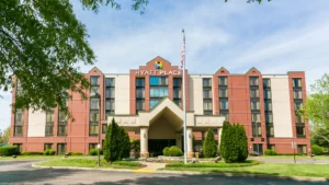 Hyatt-Place-Nashville-Franklin-Cool-Springs-P093-Exterior.16x9