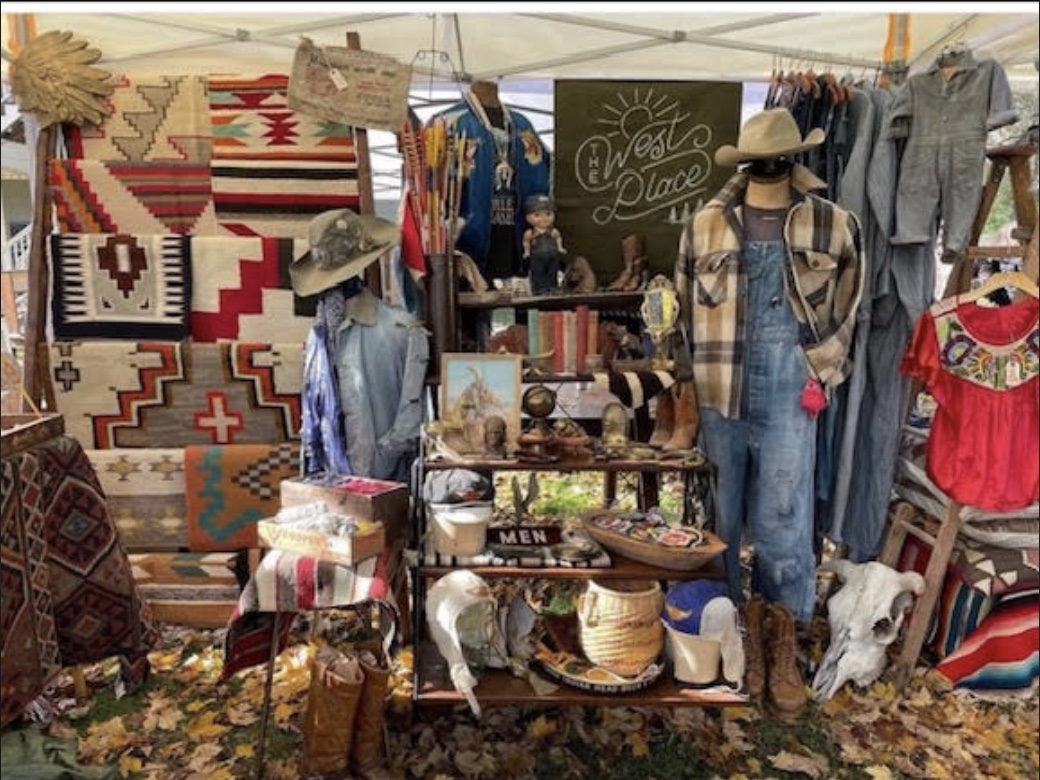Pickin’ Leiper’s Fork – Shopping Event Franklin, TN Pickin’ Leiper’s Fork - Shopping Event Franklin, TN.