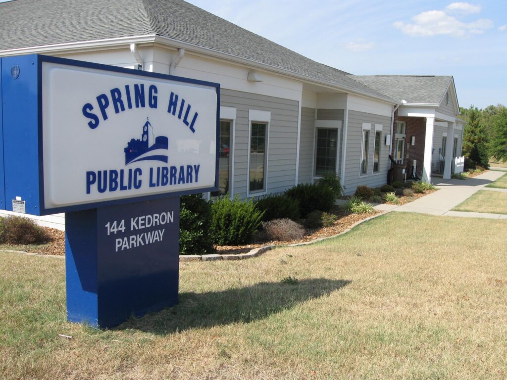 Spring Hill Public Library Spring Hill, Tenn.