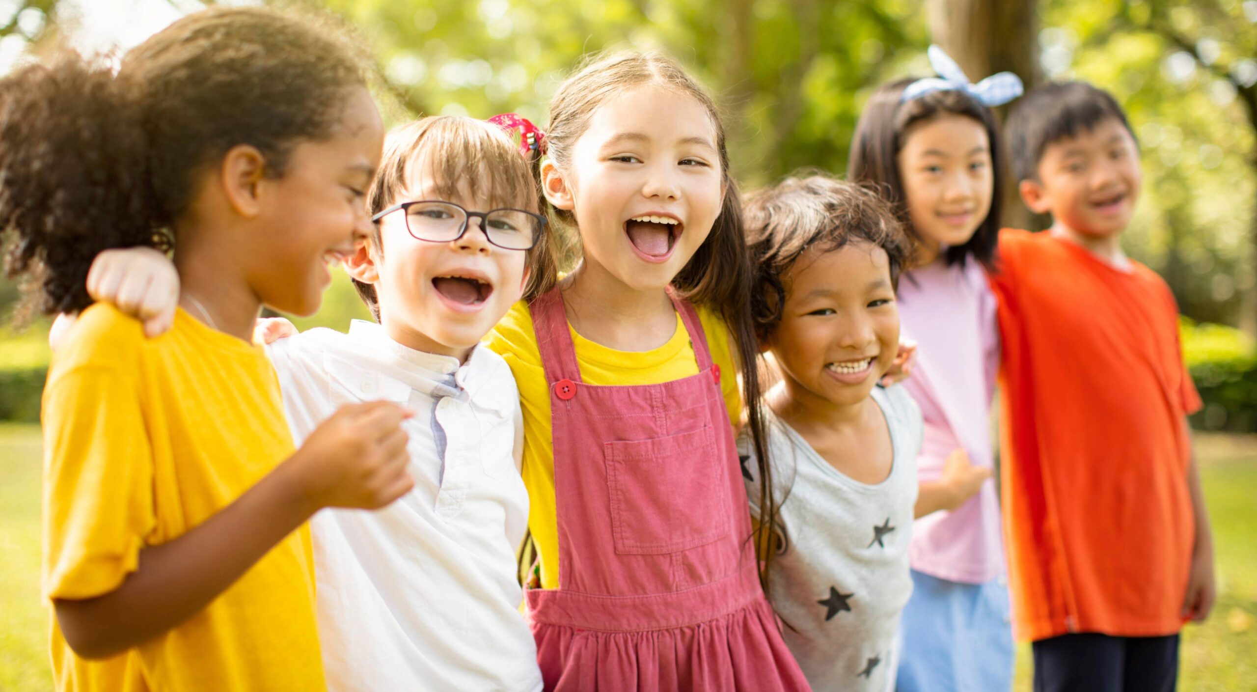 Outdoor activites and learning for kids in Franklin TN, children laughing in the park.