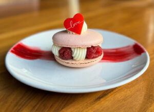 In Franklin, TN at etch restaurant, enjoy a Valentine's Day dinner and dessert.