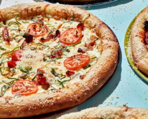 Mellow Mushroom in Downtown Franklin, TN, the Great White pizza