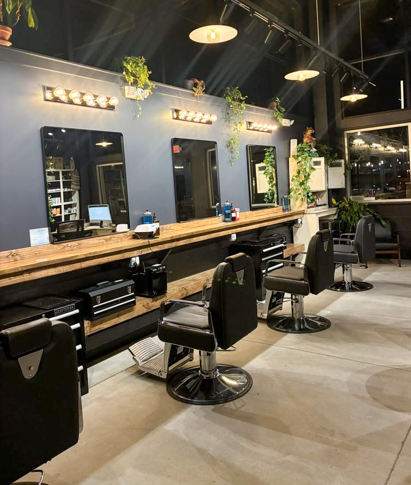 Scout’s Barbershop Franklin TN Canteen On Carothers 4