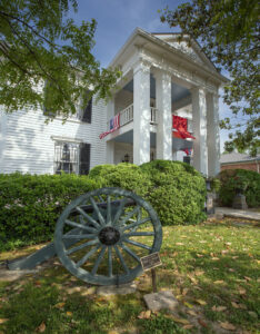 Lotz House front from cannon and fuller house