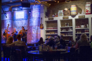 Puckett’s Restaurant and Bar Live Music Columbia, TN