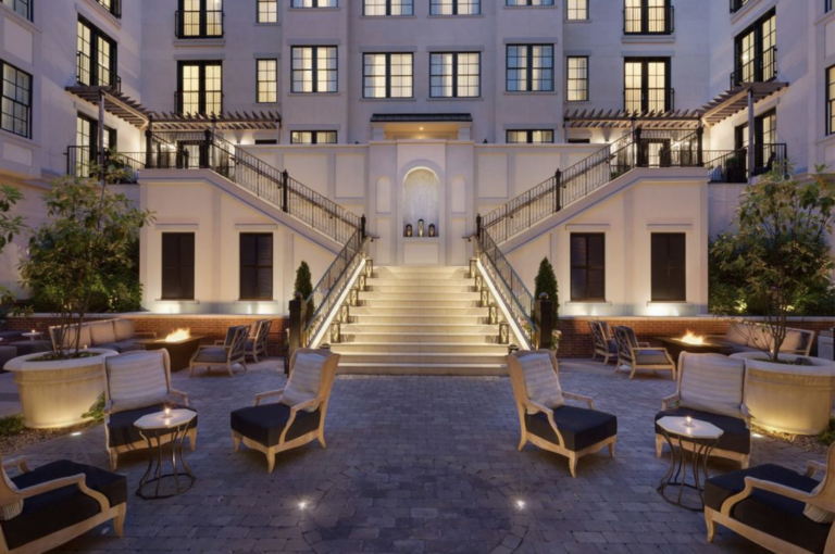 The Harpeth Hotel in downtown Franklin, Tennessee, courtyard area.