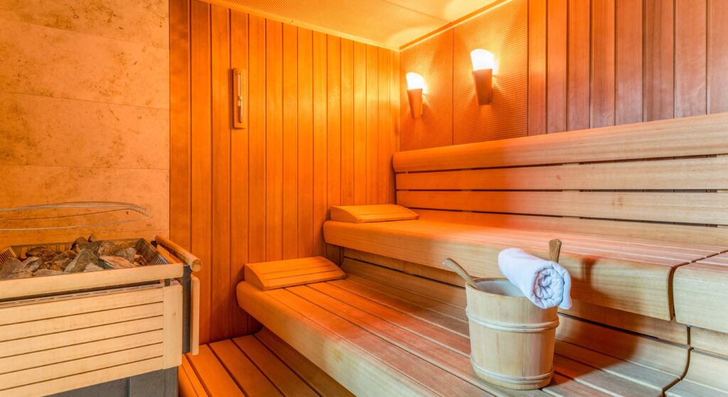 Guide to saunas, relaxation, and wellness in Franklin, TN, infrared therapy, traditional sauna experiences, and spa recovery options across Williamson County.