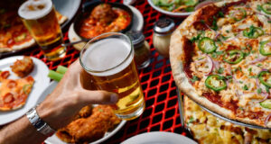 Station Pizzeria in Brentwood, TN, features a spacious outdoor patio for dining, drinks, and social gatherings, , and a welcoming neighborhood atmosphere.