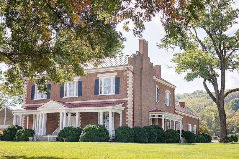 Historic Ravenswood Mansion in Brentwood, TN.