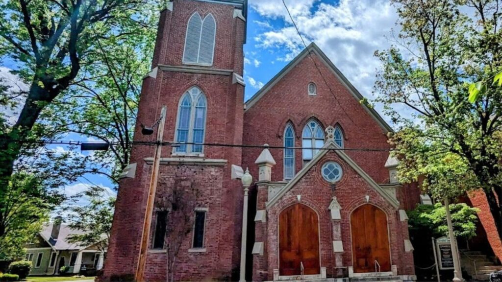 Franklin First United Methodist Church Historic Sanctuary in Franklin, TN.