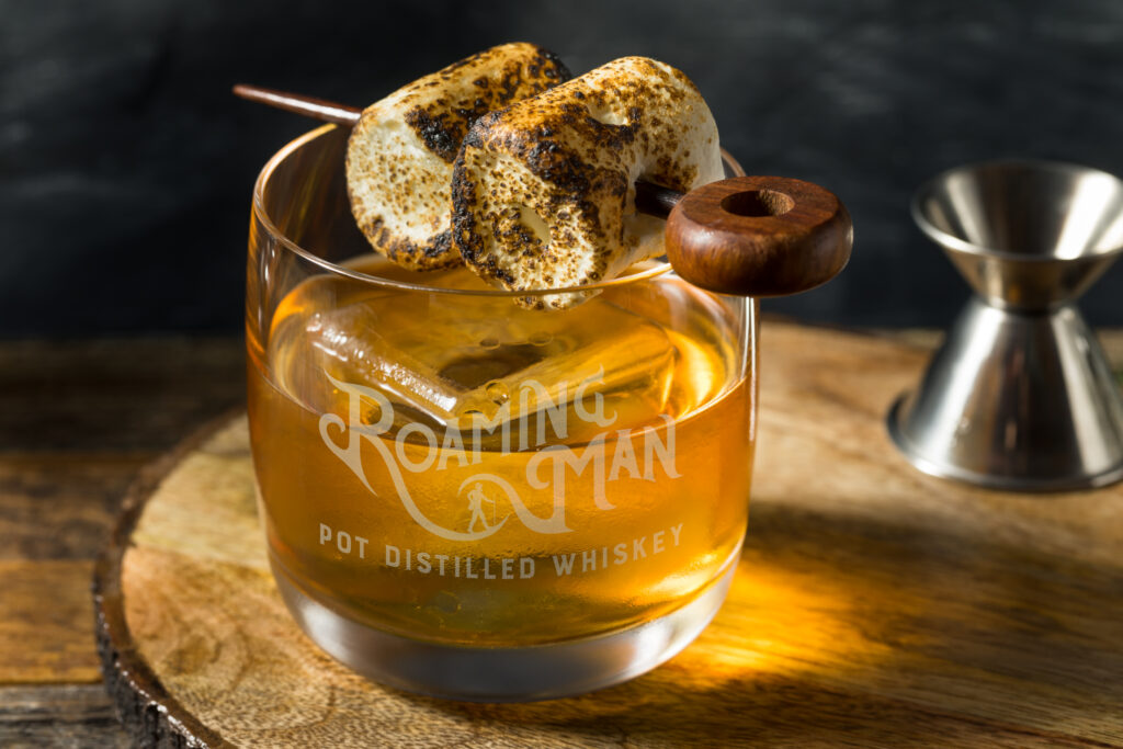 Sugarlands Distilling Company, Tennessee Whiskey Trail Fireside TN - Holiday Experiences. Credit Tennessee Whiskey Trail.