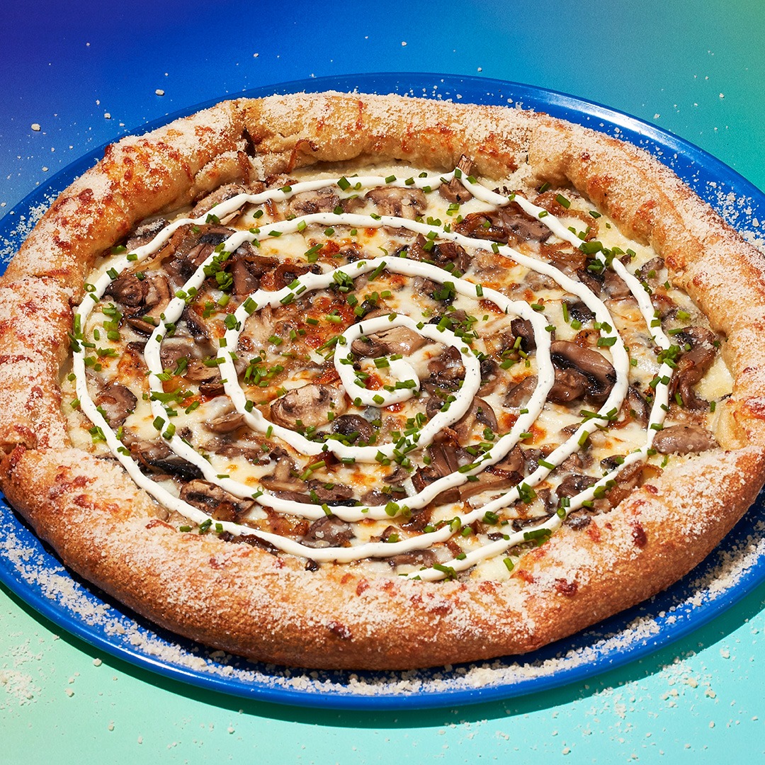 Mellow Mushroom restaurant downtown Franklin event - Pizza.