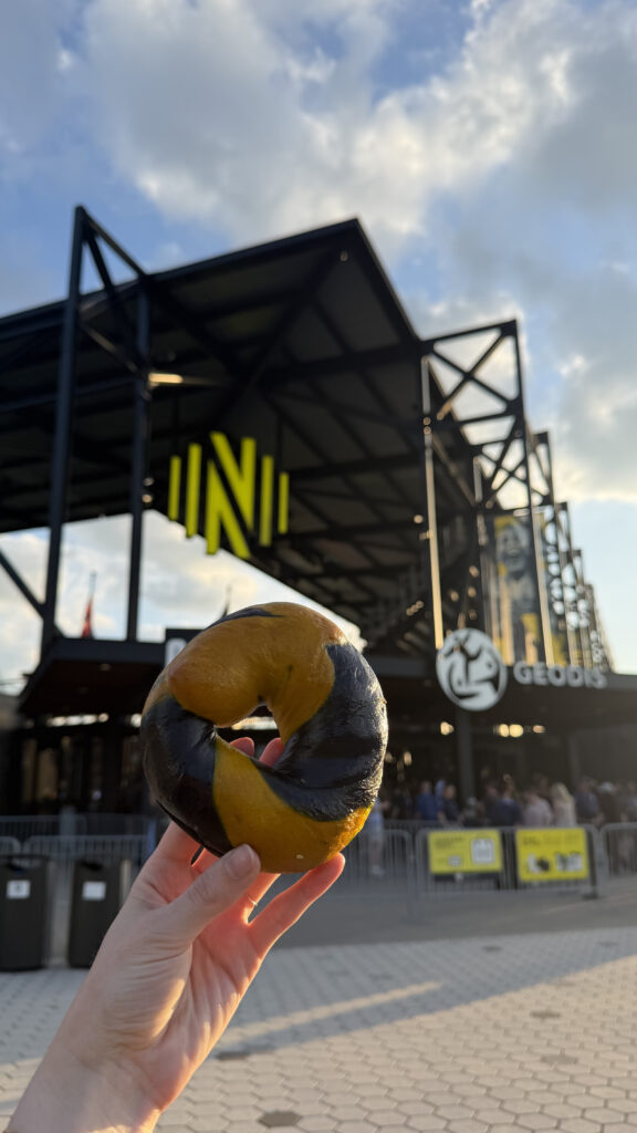 Ugly Bagel Franklin, TN offers Nashville SC fans Blue & Gold Bagels - PhotoCred_CierraDobler.